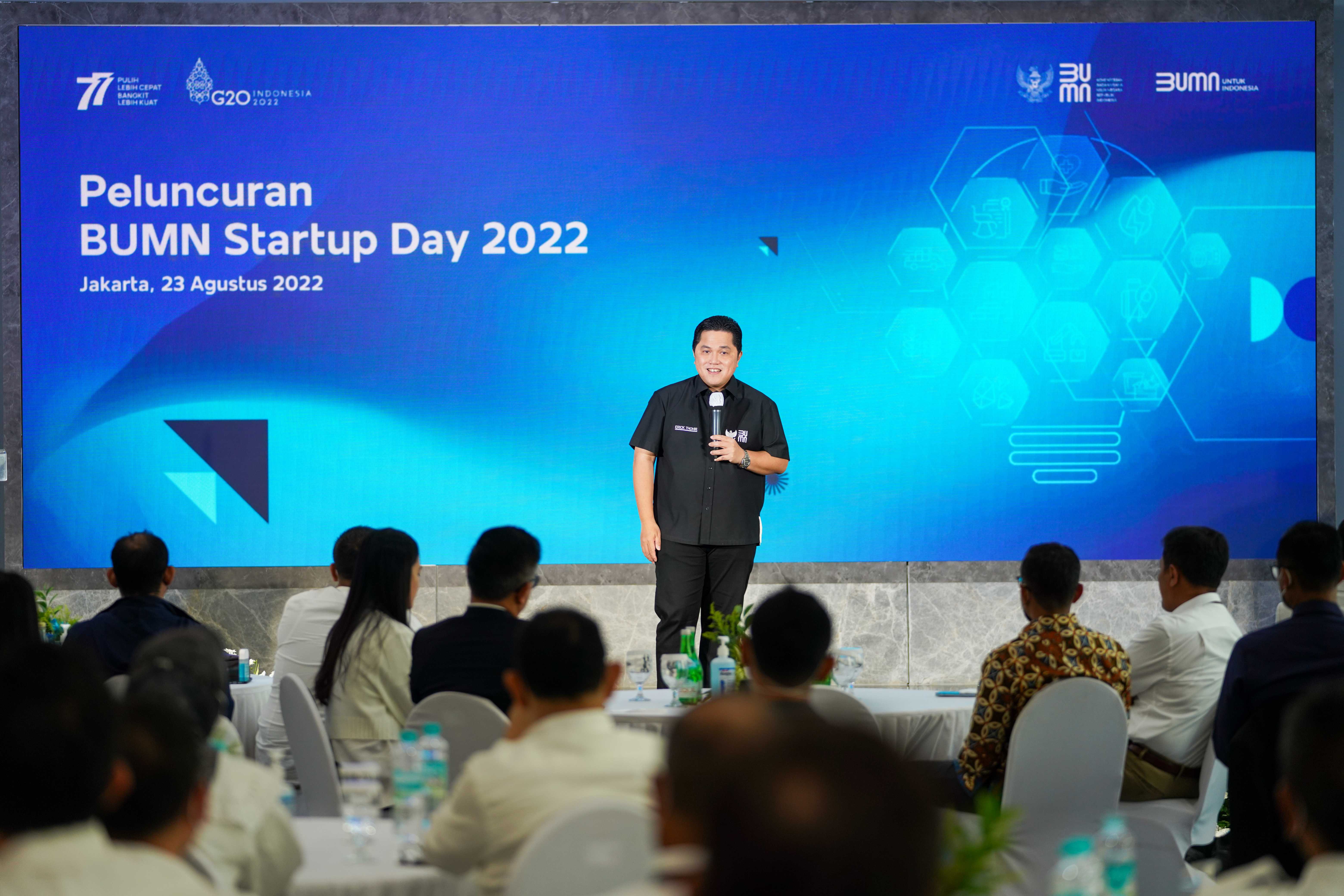 Menteri BUMN Erick Thohir melakukan Peluncuran BUMN Startup Day 2022 yang berlangsung di Gedung Kementerian BUMN