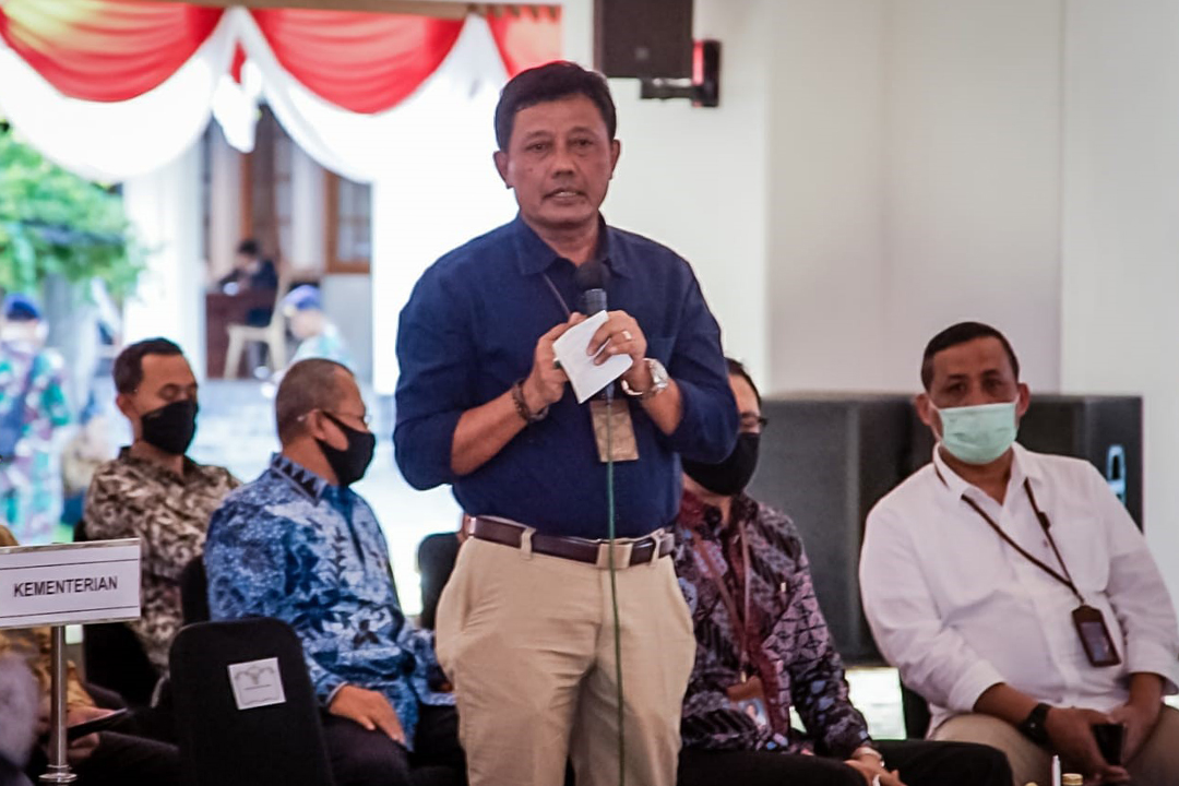 Sekretaris Kementerian BUMN Bapak Susyanto, menghadiri Rapat Koordinasi Penyelesaian Isu Pengembangan Pariwisata di Banyuwangi (29/4)