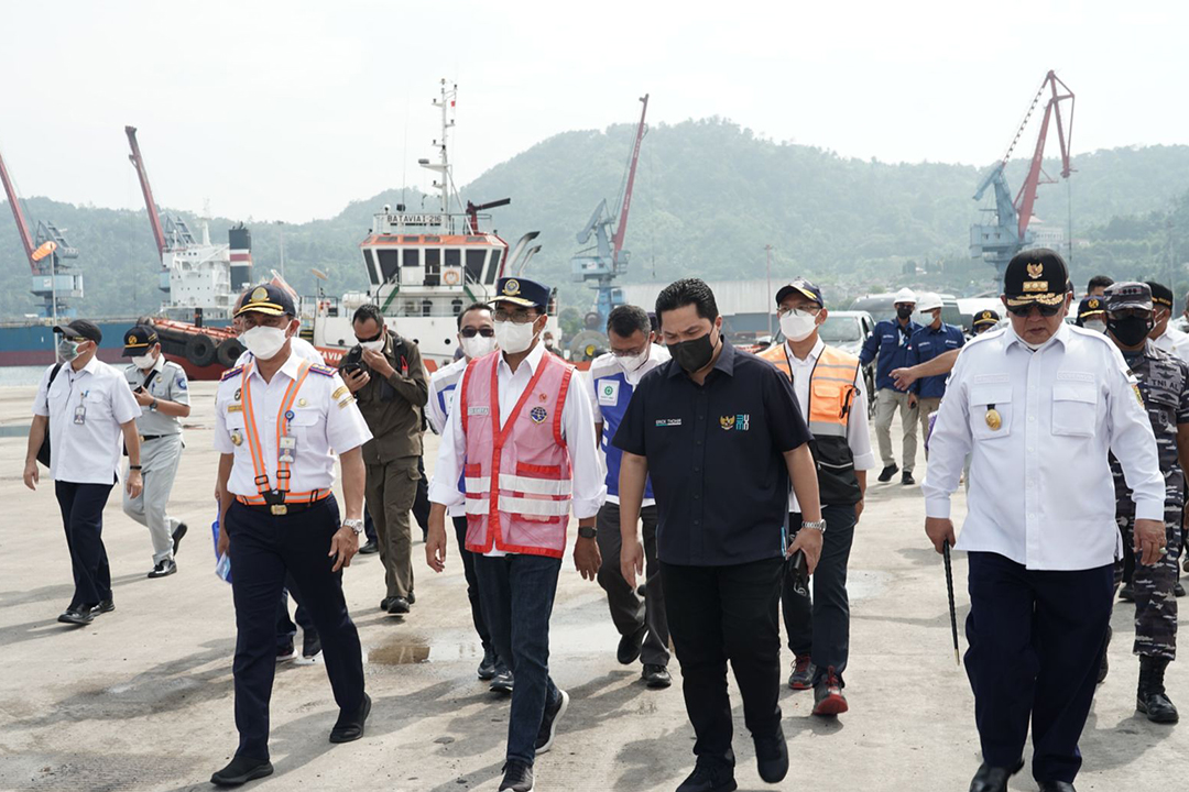 Menteri BUMN Erick Thohir meninjau Pelabuhan Panjang di Lampung